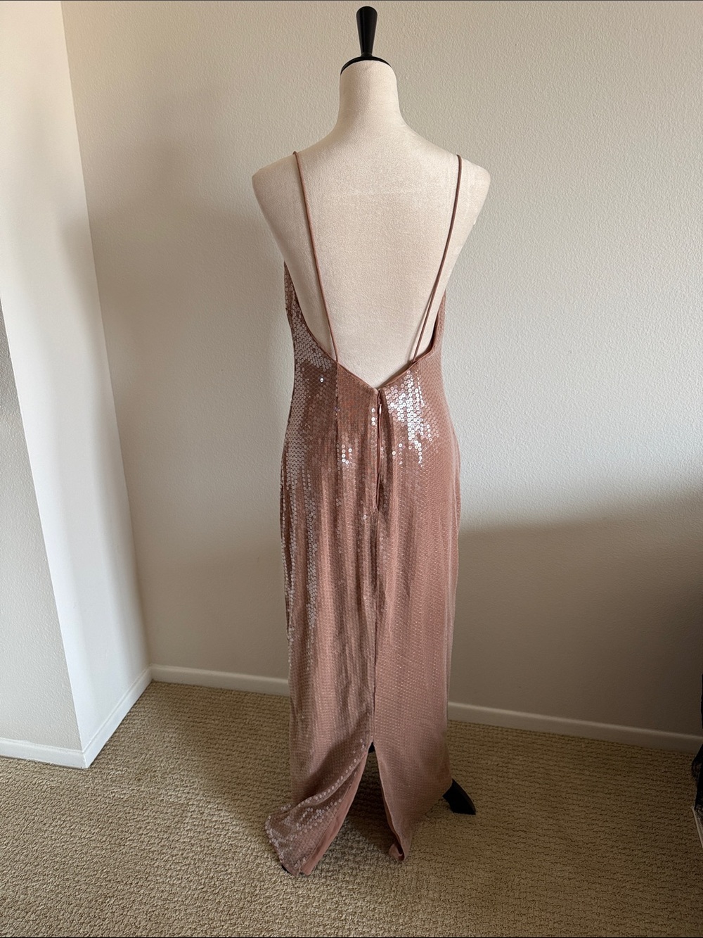 Reformation Bevelyn Dress - Picture 5 of 8